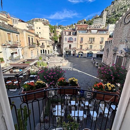 Duomo Square Apartment Taormina Eksteriør billede