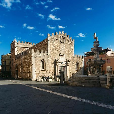 Duomo Square Apartment Taormina Eksteriør billede