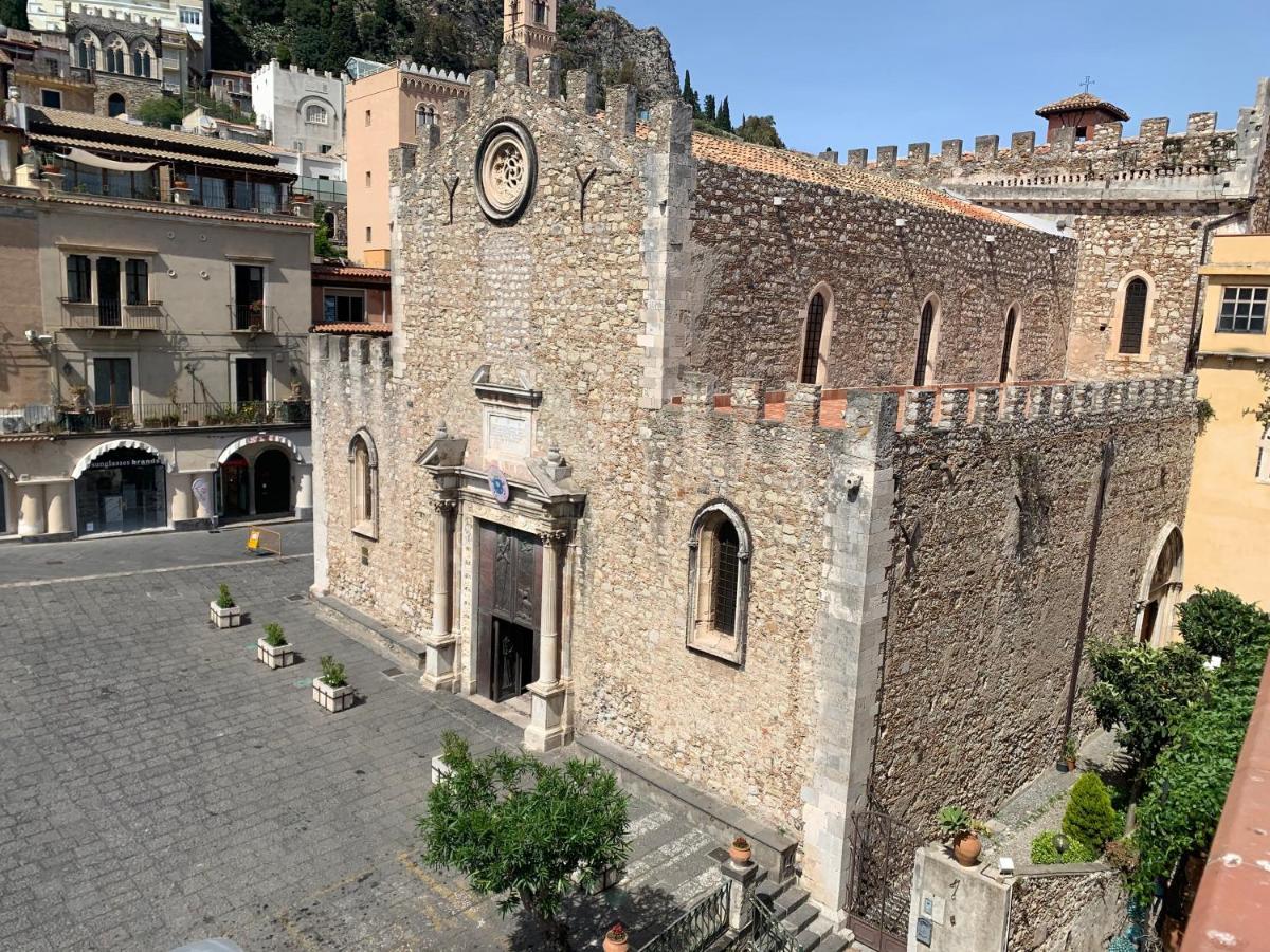 Duomo Square Apartment Taormina Eksteriør billede